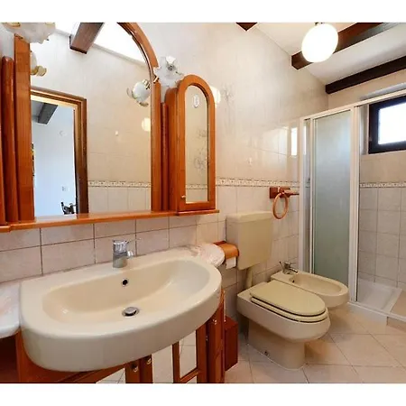 Villa Dina Tar-Vabriga