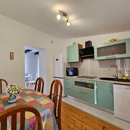 Villa Dina Tar-Vabriga